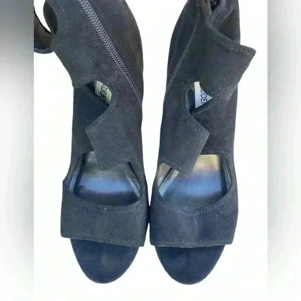 Steve Madden women’s Tawnie Black Suede Caged 4”Heel inside zip sz 8 used - Picture 6 of 8
